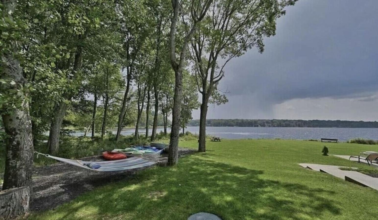 Hideaway - Lakehouse/Spa/Dock/ Pocono Summit Zewnętrze zdjęcie