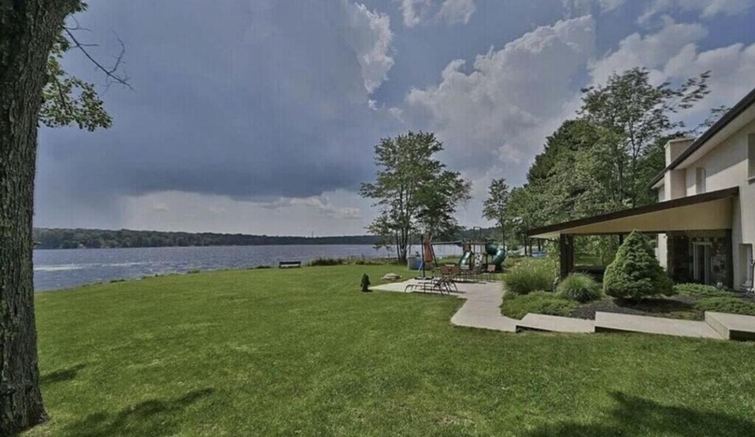 Hideaway - Lakehouse/Spa/Dock/ Pocono Summit Zewnętrze zdjęcie