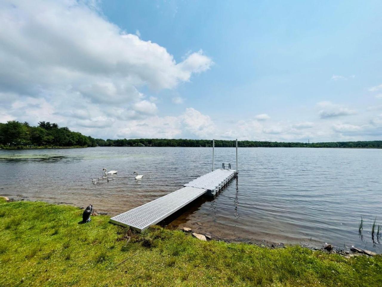 Hideaway - Lakehouse/Spa/Dock/ Pocono Summit Zewnętrze zdjęcie