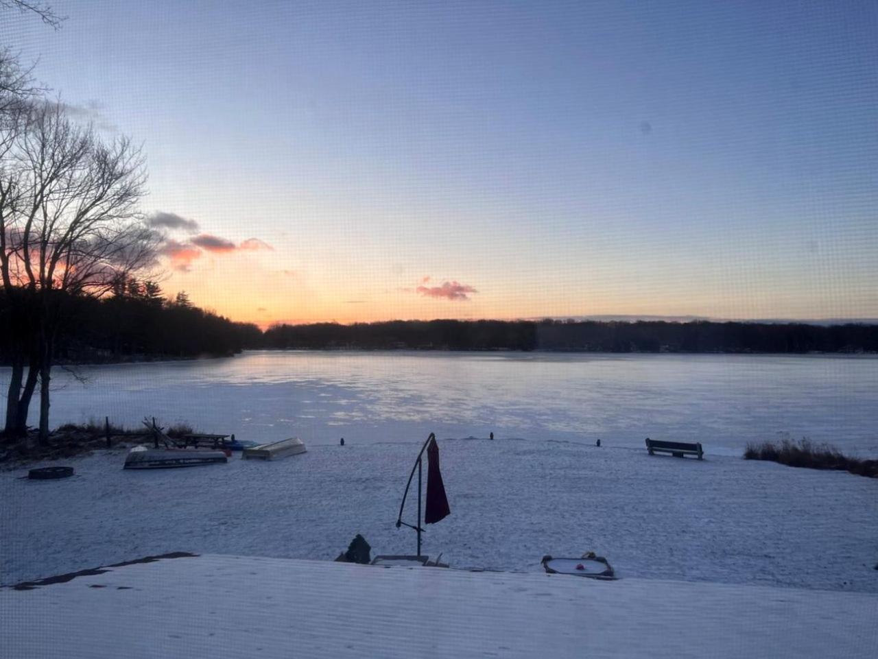 Hideaway - Lakehouse/Spa/Dock/ Pocono Summit Zewnętrze zdjęcie